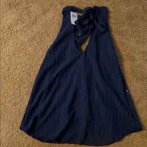 blue tank top blouse with tye